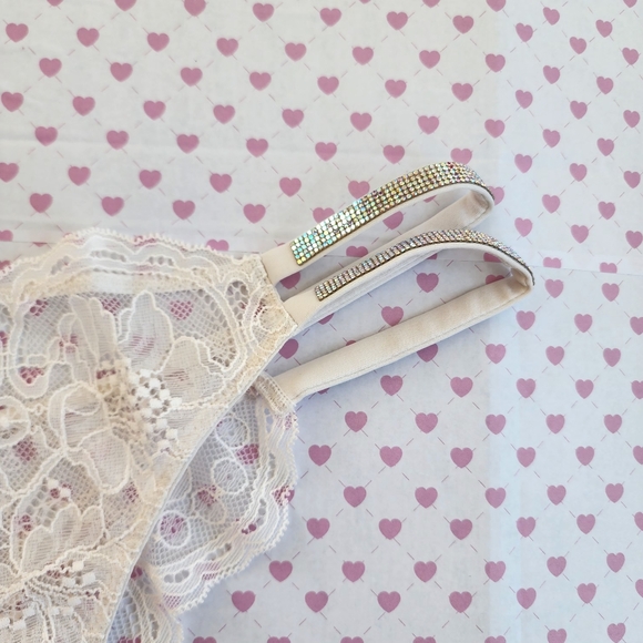 Victoria Secret Shine Chain Strap Lace Brazilian Panty - Picture 2 of 5